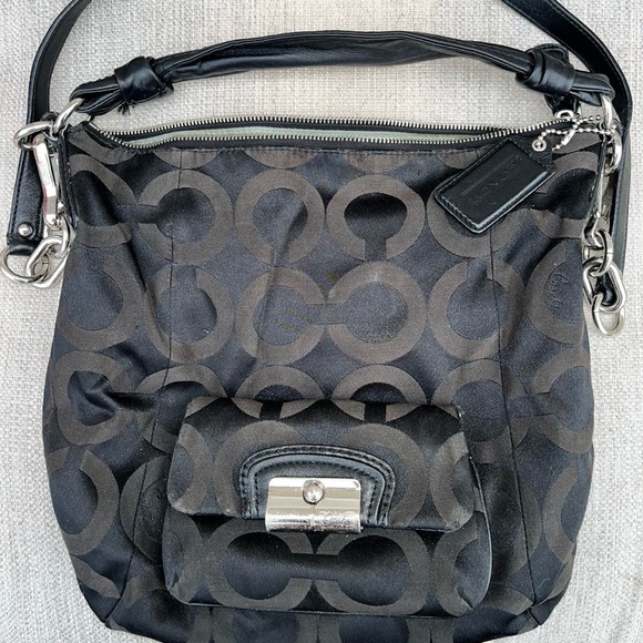 Coach Signature Shoulder Bag - Canvas & Leather - Picture 1 of 4